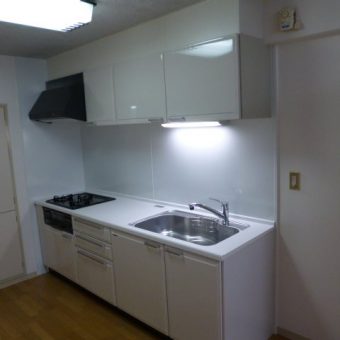 札幌市中央区マンション　システムキッチン『エーデルＲ』で快適に！