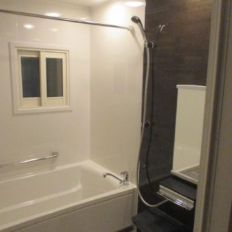 お掃除のしやすさ抜群のホーローで、浴室はいつもピカピカ！札幌市