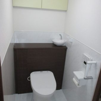 札幌市　ＴＯＴＯ『レストパル』にトイレリフォームでエコロジーに！トイレパネルで清潔に！