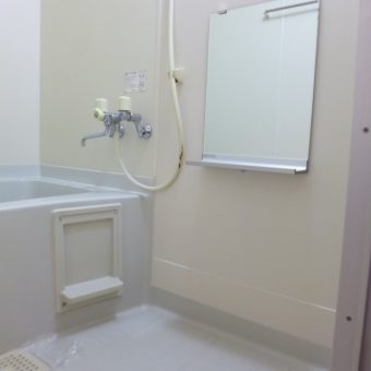 ユニットバスリフレッシュ工事で、よみがえった輝きの浴室空間へ　札幌市