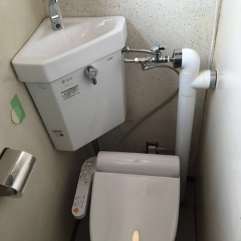 管理人室暖房便座付トイレ交換で暖かくて嬉しい声！！　札幌市