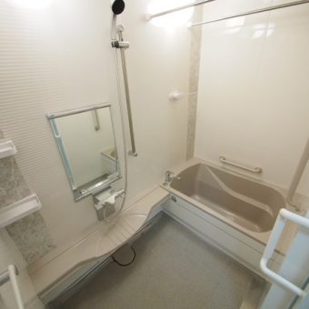 「あらゆるサイズの浴室リフォームを実現」ぴったりサイズシステムバスへリフォーム!!札幌市
