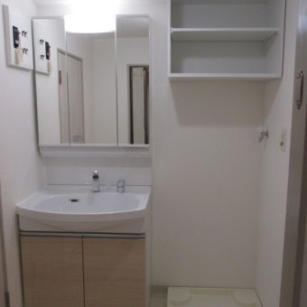 マンションリフォーム向け木製洗面化粧台『リフレシオ』へリフォーム!札幌市