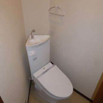 マンション管理人室ＴＯＴＯ和式トイレ改修用便器リモデルトイレへ施工事例！札幌市