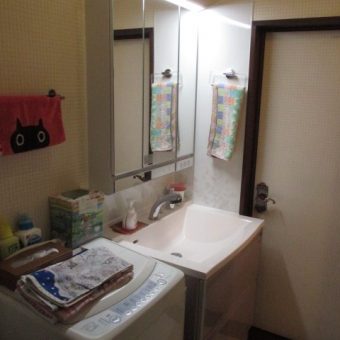 タップリの収納アイテムが満載☆洗面化粧台『エリーナ』でずっと清潔！札幌市