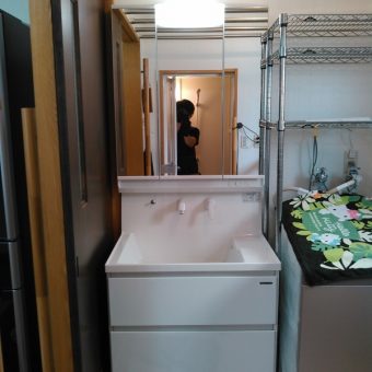 清潔にしたい場所だから、衛生的な高品位ホーローを洗面化粧台に！岩見沢市