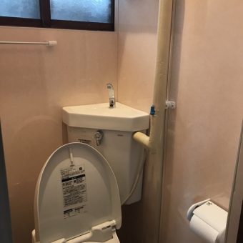 店舗の和式トイレから洋式トイレへ、快適でお掃除しやすく！札幌市