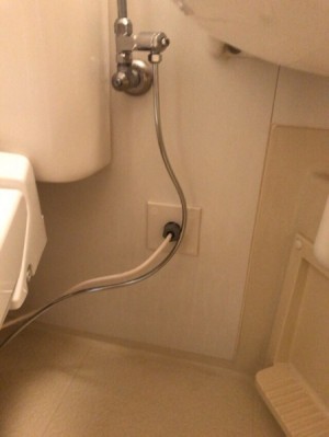 トイレ施工・配線