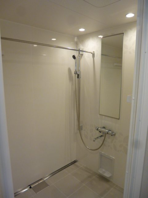 6施工後シャワー室