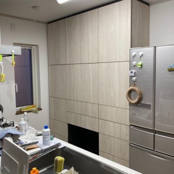 フラットデザインのオーダー食器棚で空間全体がカッコイイに変わる！札幌市戸建