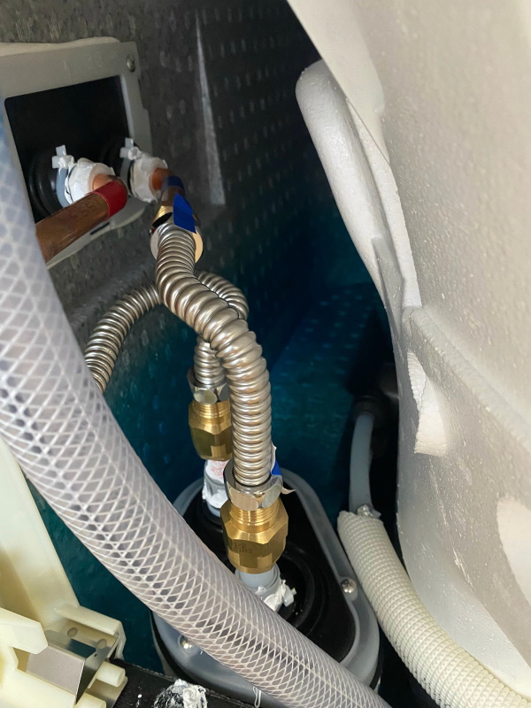 5給水給湯管の接続、追い焚き配管の接続後