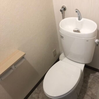 TOTO床置壁排水大便器『ピュアレストＥＸ／タンク手洗いあり』へリフォーム！札幌市マンション