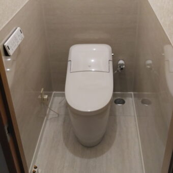 LIXIL（INAX）『プレアスＬＳ』タイプリトイレ、コンパクトフォルムで空間すっきり！札幌市戸建