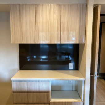 オーダー食器棚新規設置でキッチンを自分カラーに演出！札幌市マンション