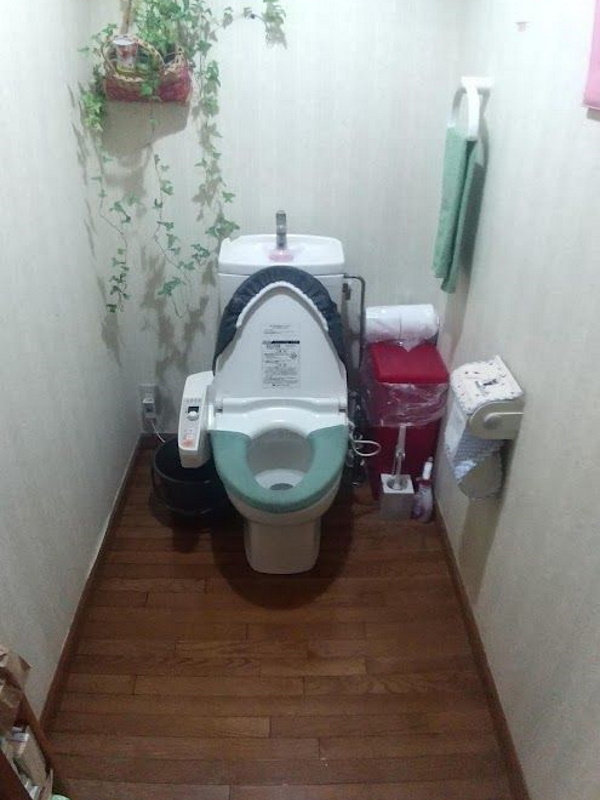 1施工前トイレＢ2