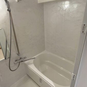 ＦＲＰ浴槽を標準設定したLIXIL（リクシル）『リノビオＰ』へコスパの良いリフォーム！札幌市マンション