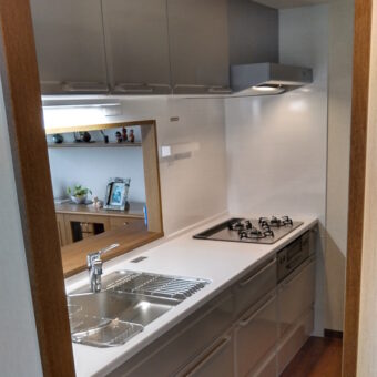 お掃除らくらくホーローシステムキッチン『エーデル』で快適空間へ！札幌市マンション