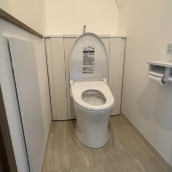 TOTO収納付きトイレ『レストパル』＋フロア収納壁埋込タイプですっきり片付くトイレへ！札幌市マンション