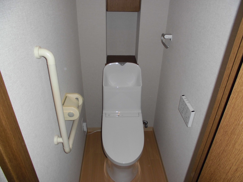 3施工後トイレ