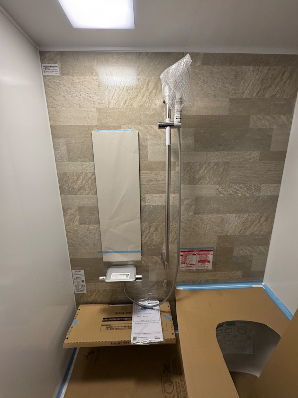 4施工中お風呂2