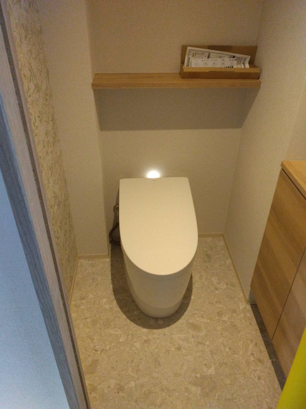 8施工後トイレ
