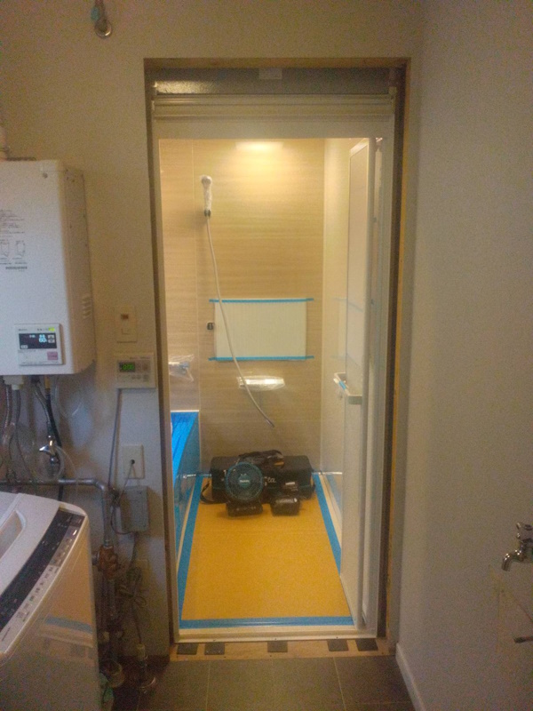 4施工中