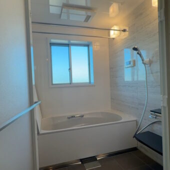タカラぴったりサイズシステムバス『グランスパ』で空間を無駄なく最大限に活用！札幌市マンション お風呂（浴室・ユニットバス）リフォーム