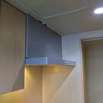 レンジフード、キッチン水栓（蛇口）交換リフォーム施工事例！札幌市マンション