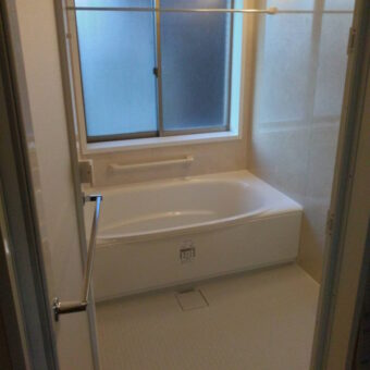 ミニマリストスタイルのすっきりシンプルバスルームへリフォーム！お風呂（浴室・ユニットバス）リフォーム 札幌市マンション