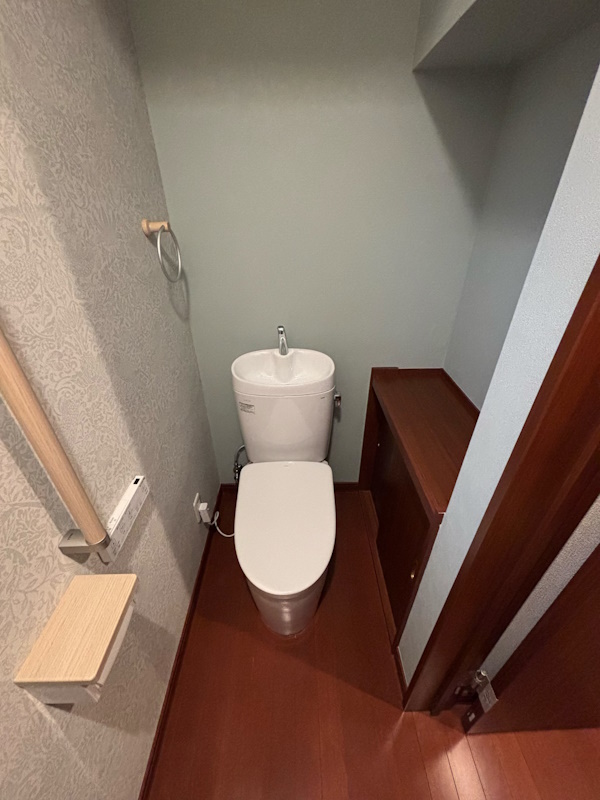 5施工後トイレ3