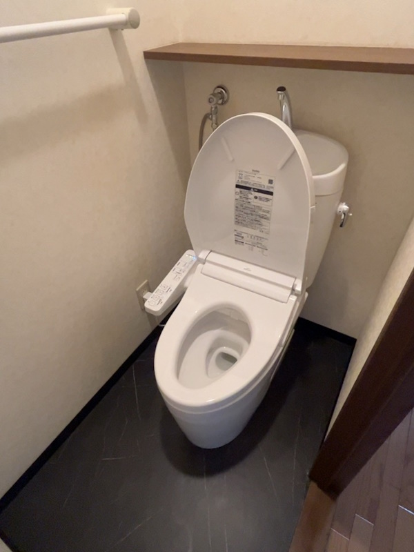 8施工後ﾄｲﾚ2