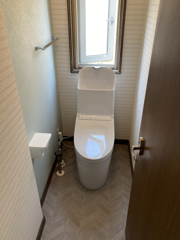 6施工後トイレ4