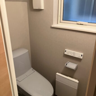 LIXIL（INAX）『アメージュシャワートイレ』でシンプルにトイレリフォーム！札幌市戸建