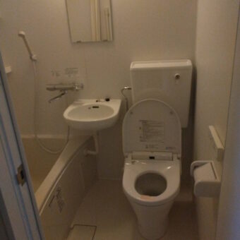 LIXIL（リクシル）3点式ユニットバスルーム『ＢＬＣＷシリーズ』へ交換リフォーム施工事例！札幌市マンション