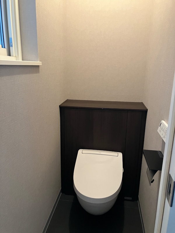 10施工後ﾄｲﾚ2F