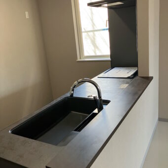 LIXIL（リクシル）システムキッチン『リシェル』で上品な佇まいと品格を！札幌市戸建