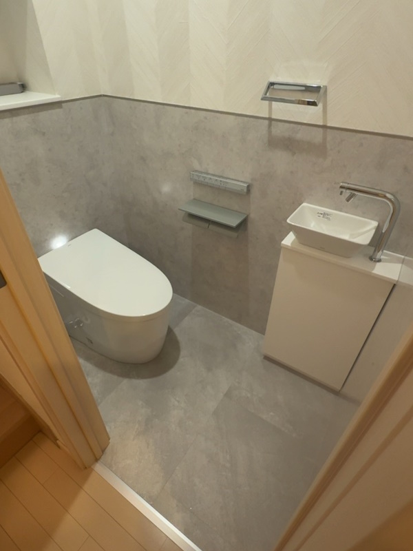 6施工後トイレ