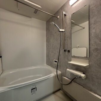 LIXIL（リクシル）システムバス『リノビオＶ』でお掃除ラクラクでエコなバスルームへ！札幌市マンション