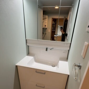 TOTO洗面化粧台『オクターブライト』で見た目すっきりお掃除ラクラク空間へ！札幌市マンション