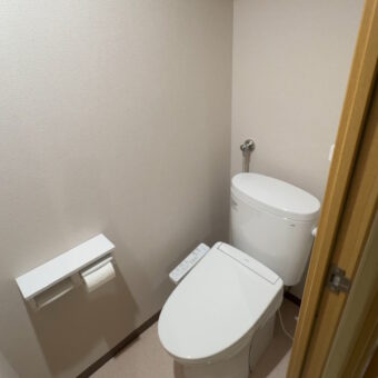 TOTO人気の組み合わせ便器『ピュアレストEX』ですっきりレストルーム!恵庭市マンション