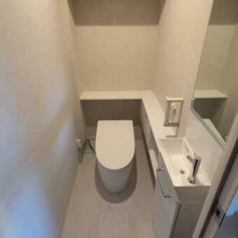 TOTOウォシュレット一体形便器『ネオレストＡＳ』＋トイレカウンター『コンフォートシリーズ』へリフォーム！札幌市マンション