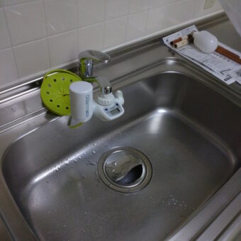 キッチン水栓(蛇口)・レンジフード交換工事リフォーム施工事例!札幌市マンション