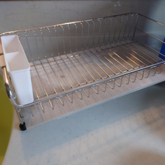 水切りかごの水受けにも使える便利な珪藻土マット！