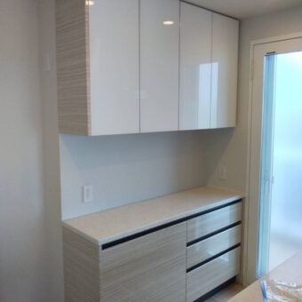 セパレートタイプオーダー食器棚新規設置リフォーム工事!札幌市マンション