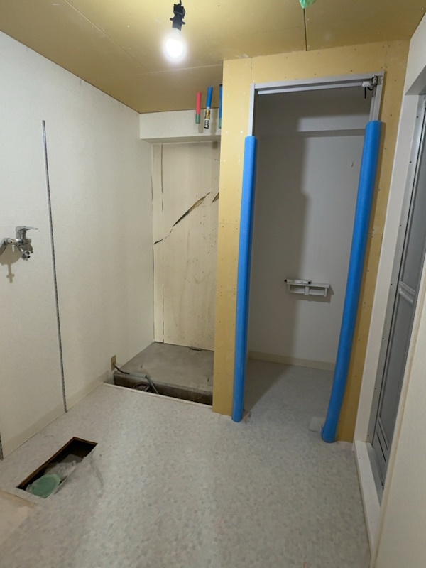 4ﾕｰﾃｨ施工中