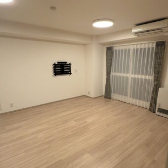 DAIKENフローリング『イエリアオトユカ40 スタンダード（147幅タイプ）』でナチュラルモダンな空間へ！札幌市マンション