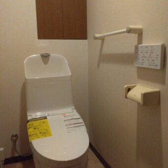 深い手洗いで水はね軽減、使いやすさと美しさを両立したTOTO『GG-800』へトイレリフォーム！札幌市マンション