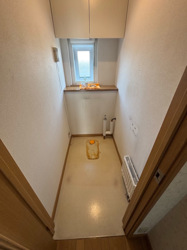 2トイレ解体
